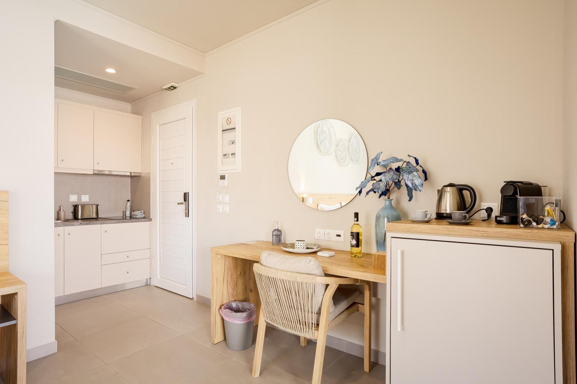 Sarpidon Suites Agia Marina 외부 사진