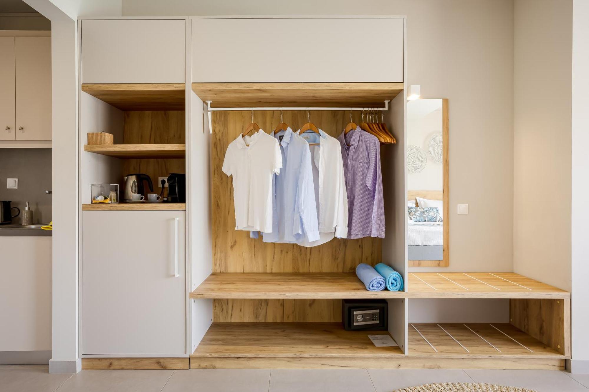 Sarpidon Suites Agia Marina 외부 사진